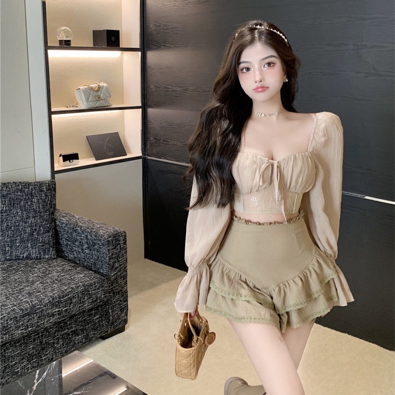 Bộ Áo Cổ Vuông Phối Ren + Chân Váy Ngắn Lưng Cao Thời Trang Mùa Thu Cho Nữ