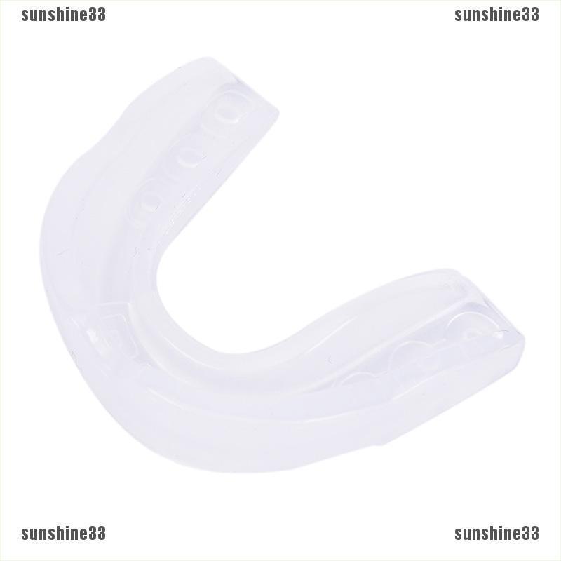 Dụng cụ bảo vệ răng miệng chuyên dụng khi chơi thể thao boxing / Muay Thai