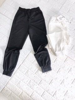 quần jogger nữ bo gấu chất cát hàn