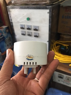 Đổi điện 220v xuống 100v