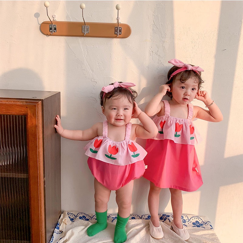 Trang Phục Chị Em Gái Hoa tulip Hàn Quốc Mới Với Hoa tulip Viền Sọc Caro Cho Mùa Hè