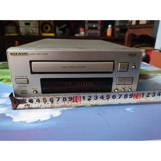 Thớt CD Onkyo C705TX từ dàn intec 205 đọc tốt, hình thức đẹp