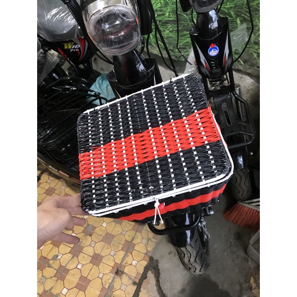 Giỏ mây cao cấp cho xe đạp điện xe máy xe đạp đan ống tròn dầy độ nền cao