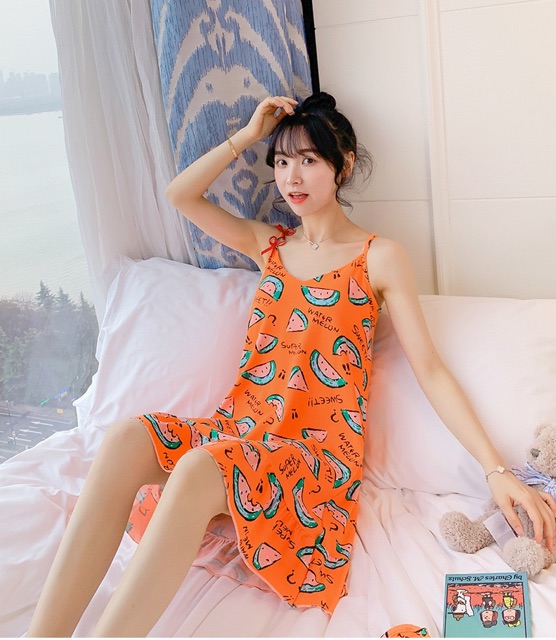 [Mã FASHIONGREEN44 giảm 10K đơn 50K] Váy Ngủ Hai Dây Có Đệm Ngực Đuôi Xếp Li Hot 2020 | BigBuy360 - bigbuy360.vn