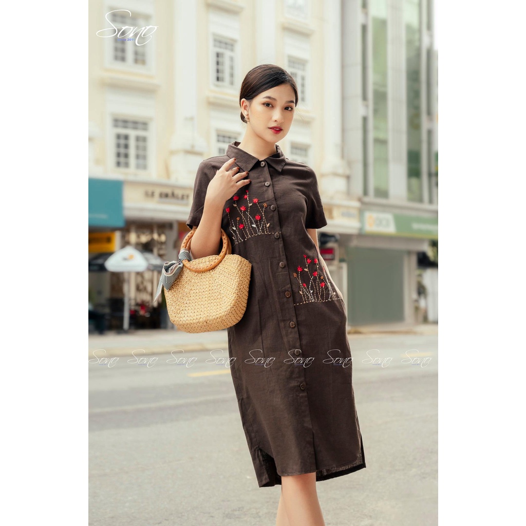 SONO - Đầm Suông Chất Liệu Linen Cổ Sơ Mi Họa Tiết Thêu Tay