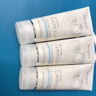 Sửa rửa mặt Lumispa