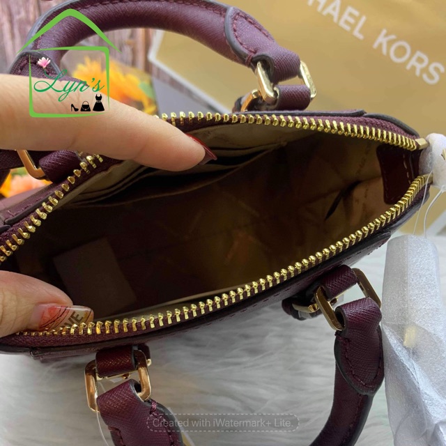 Túi Michael Kors Ciara Giftables nhỏ xinh vừa Ip+