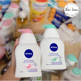 DUNG DỊCH VỆ SINH PHỤ NỮ NIVEA INTIMO 250ml