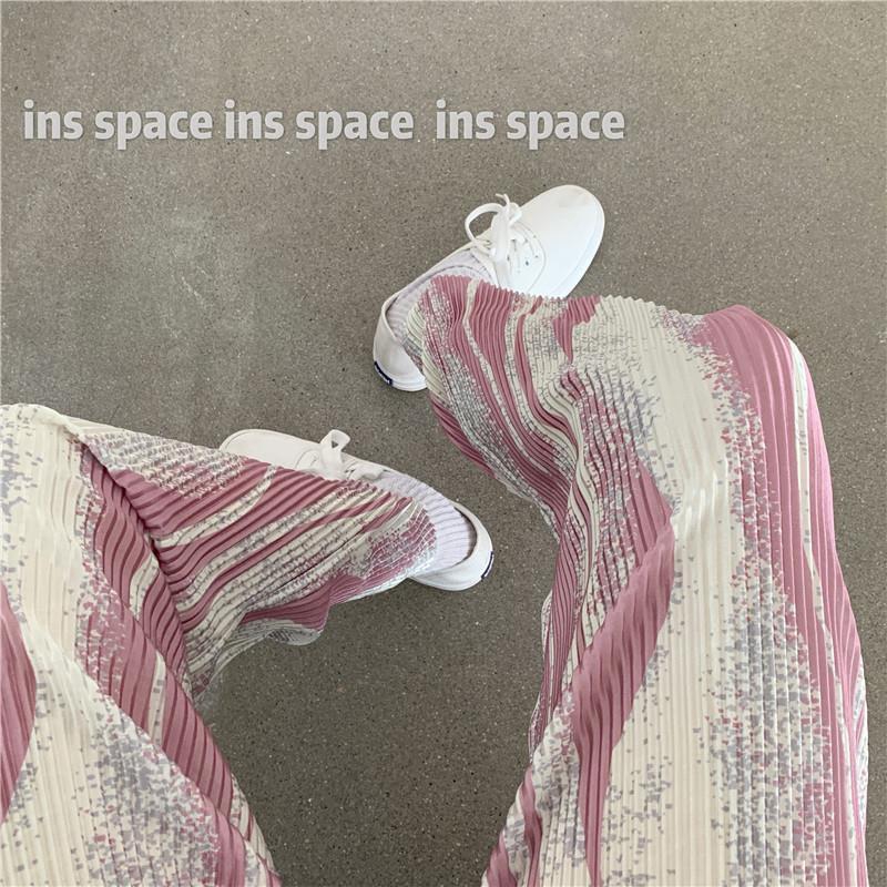 Quần ống rộng màu nhuộm phong cách thời trang cho nữ | BigBuy360 - bigbuy360.vn