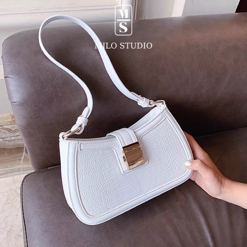 Túi kẹp nách da cá khoá vuông hot trend 2021 MILO STUDIO