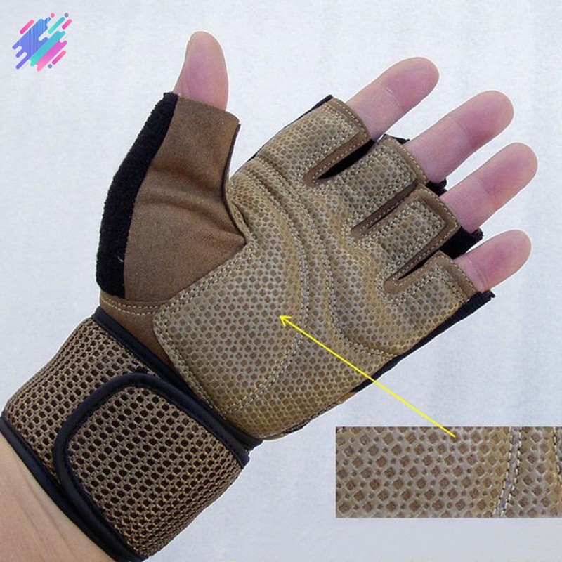 Găng tay chuyên dùng trong tập thể thao