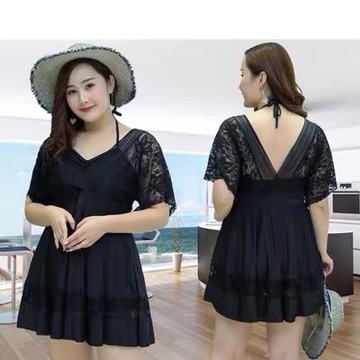 Đồ bơi màu đen size lớn thích hợp cho cân nặng 83-100kg