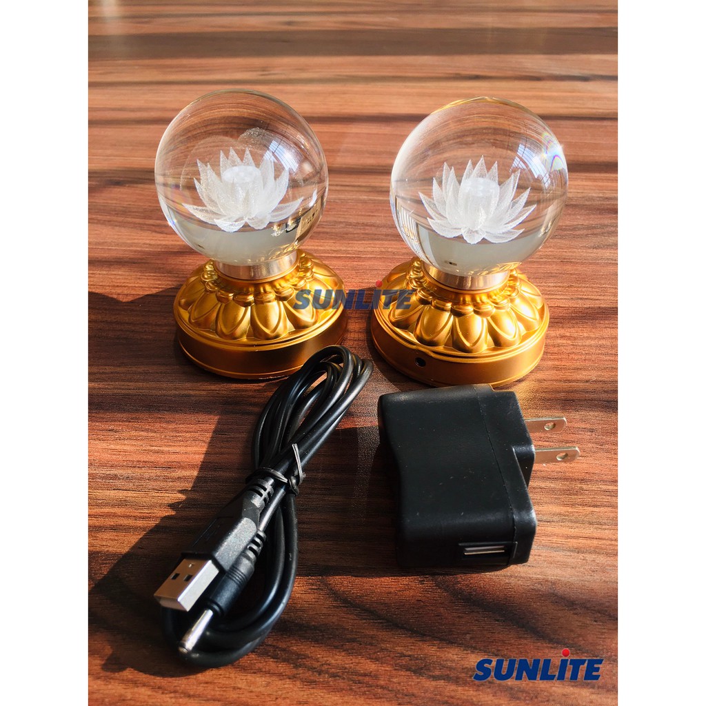 Đèn thờ pha lê mini hình khối cầu bên trong khắc hoa sen siêu đẹp dùng pin AAA kèm dây điện (có thể để bàn trang trí)