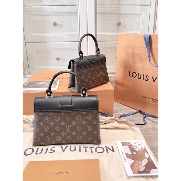 Túi Xách Eo Vì Về 2 Sz22 và 26cm