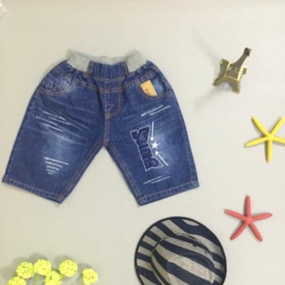 Combo 2 quần sọt jean bé trai 20 . 30 kí