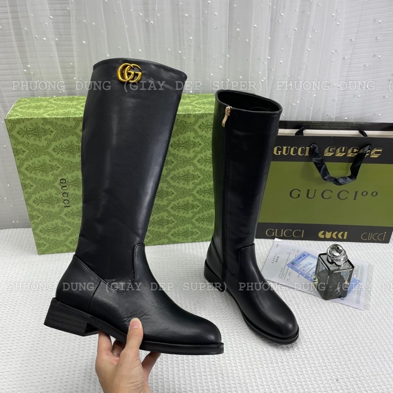 Bốt gc da trơn fullbox kèm tag chữ vàng