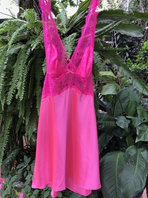 Size S M L váy ngủ lụa satin Victoria secret | BigBuy360 - bigbuy360.vn