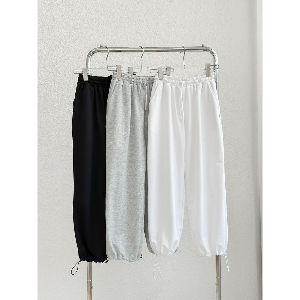 Quần joggers dáng rộng May Boutique Quần jogger nỉ da cá dây rút gấu phong cách Ulzzang QBS22D_108.009