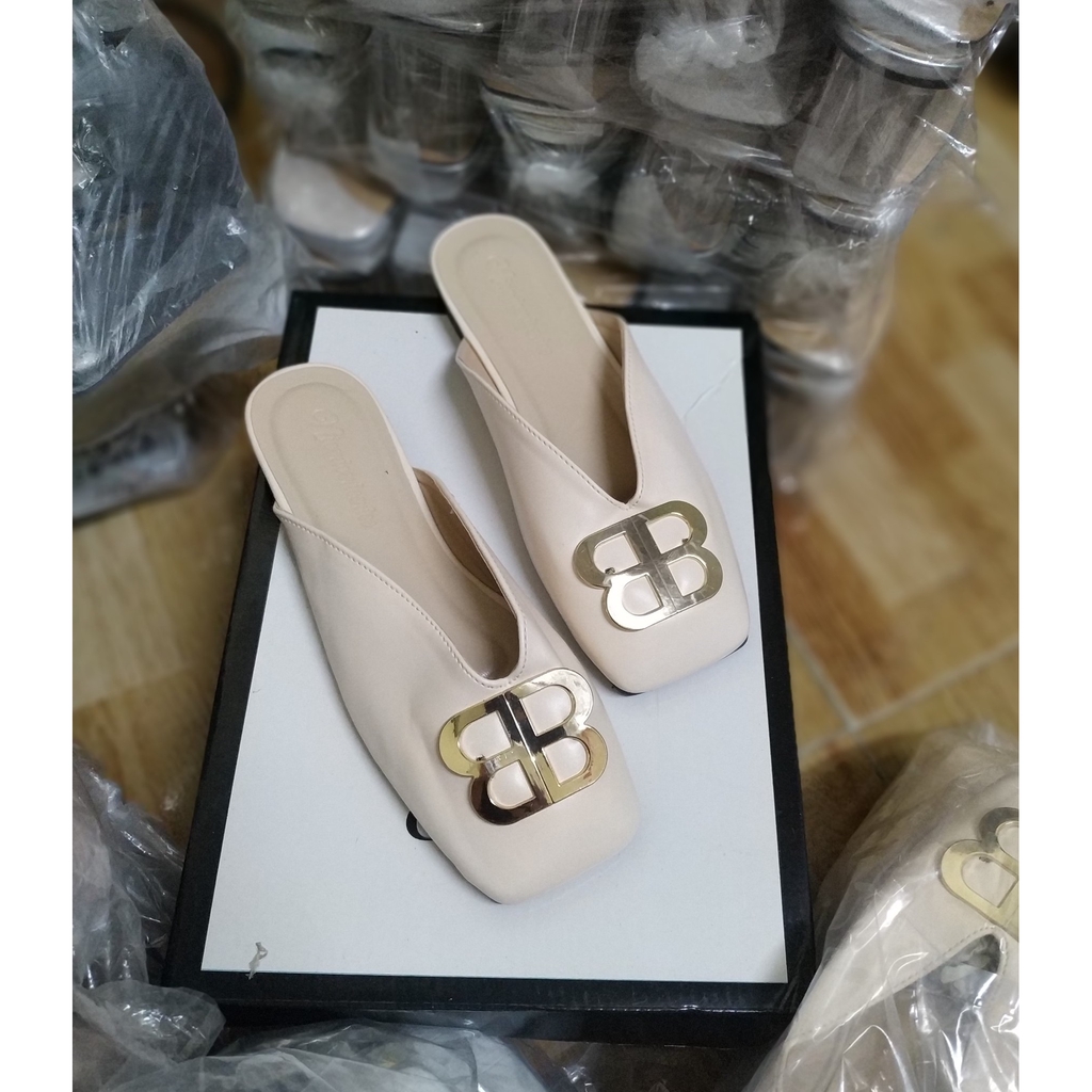 GIÀY SỤC MŨI KHÓA CHỮ BB SIÊU HÓT