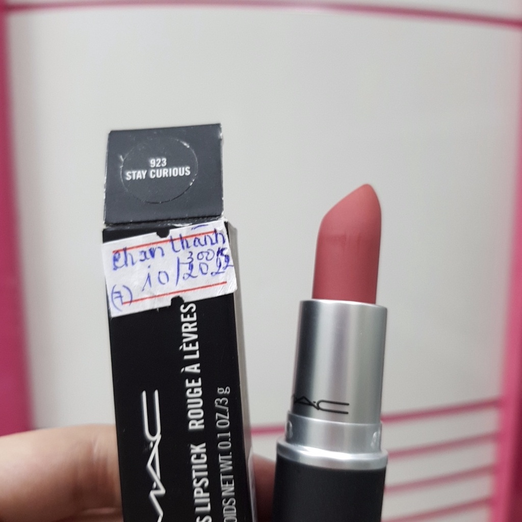 (Date 10/2022) Thanh lý son MAC Powder Kiss màu 923 Stay Curious lỗi chạm như hình