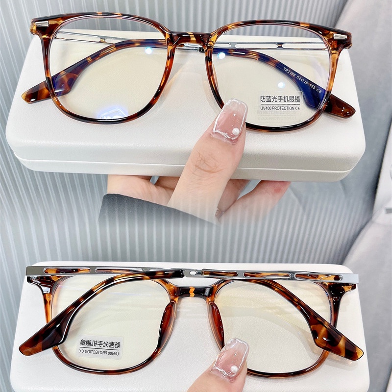 Mắt Kính Gọng Vuông Chống Ánh Sáng Xanh Trong Suốt Thời Trang Hàn Quốc