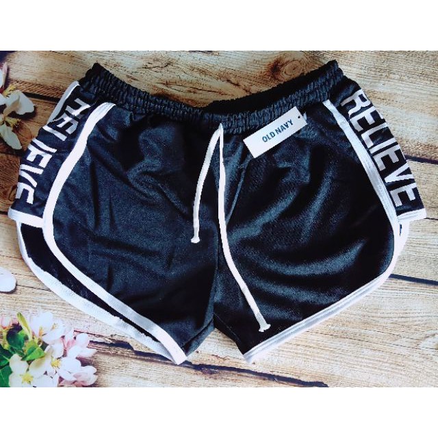 Quần short nữ thể thao Old Navy