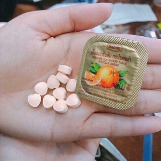 1 vỉ kẹo c thái lan