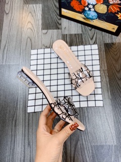 Combo bốt và dép