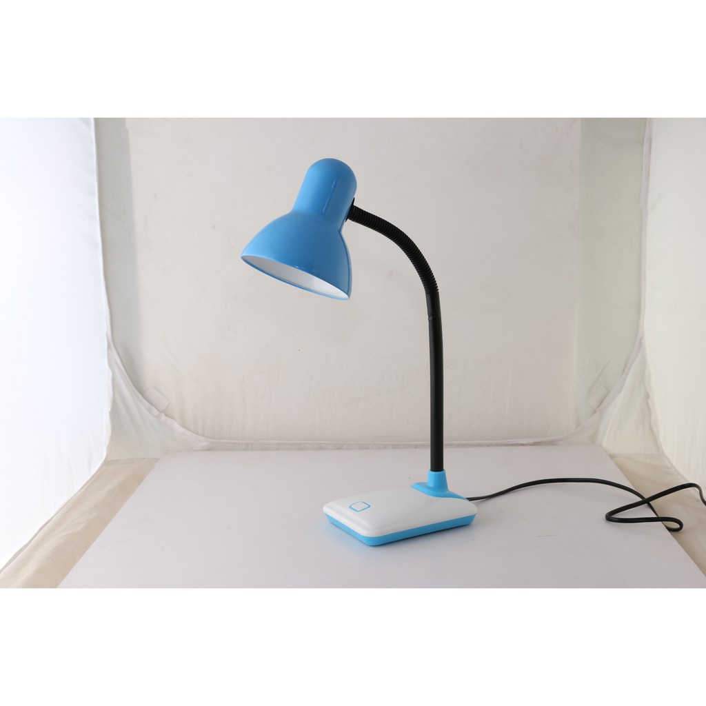 Đèn bàn bảo vệ thị lực Rạng Đông LED 5W - màu xanh