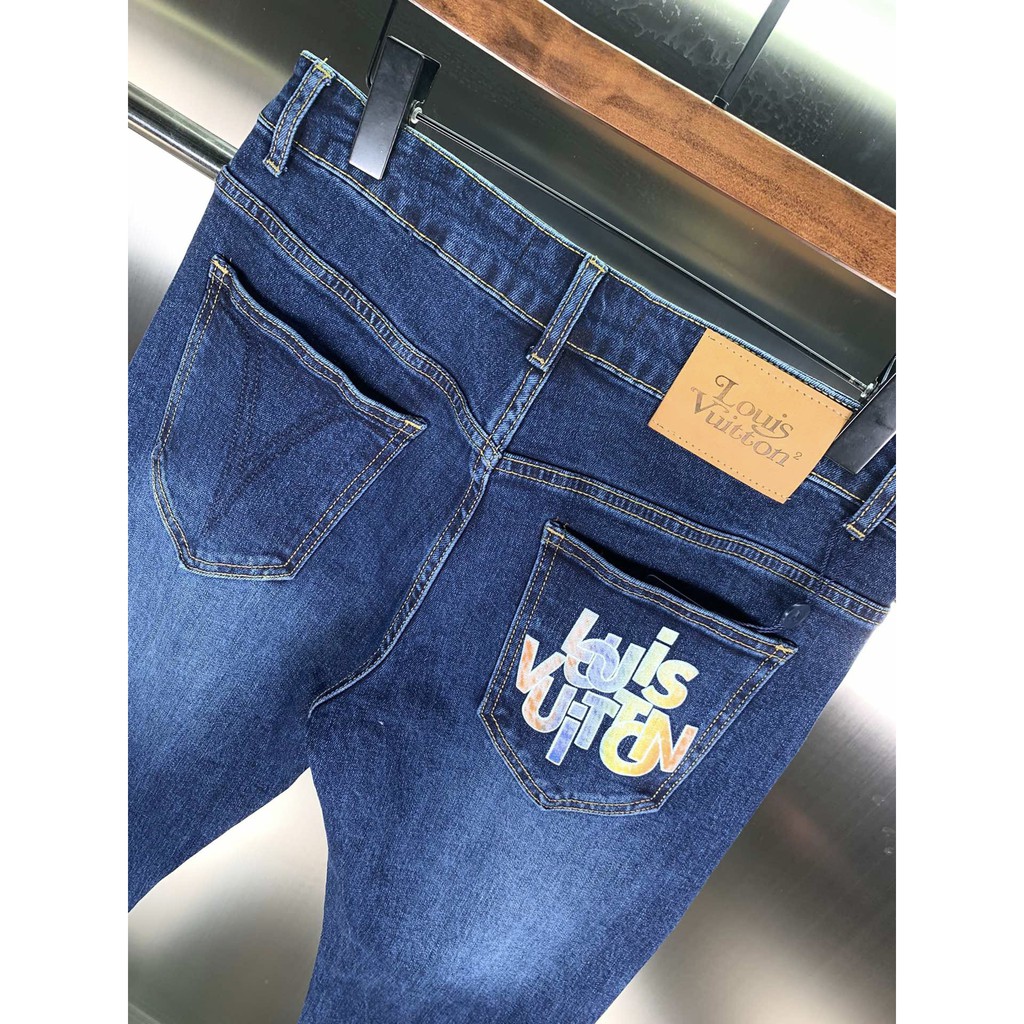 [HIGH FASHION] Quần Jean siêu cấp L-V trơn 1-1 on web logo thêu túi MLN HV size 28-34