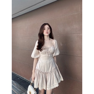Váy tay bồng phối chân ren be