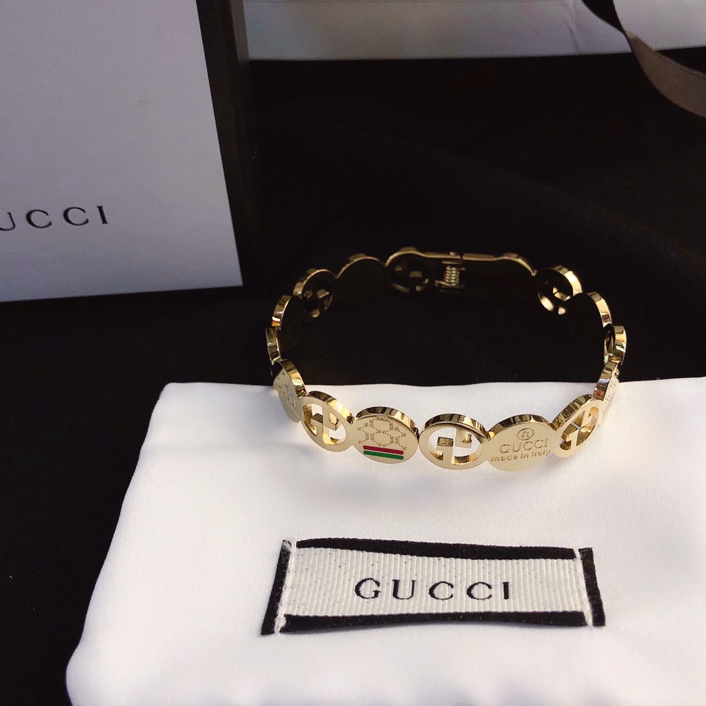 Vòng Tay Gucci Bằng Thép Titan Nhẹ Dát Khảm Chữ Không Phai Màu Đơn Giản Cổ Điển Đa Ứng Dụng Sang Trọng Cho Nam Và Nữ