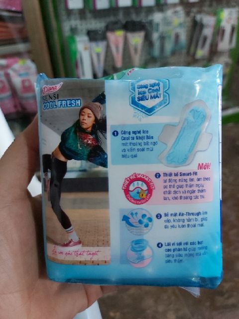 Băng vệ sinh Diana sensi Cool fresh 8 miếng