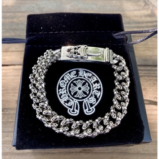 Vòng tay chrome hearts