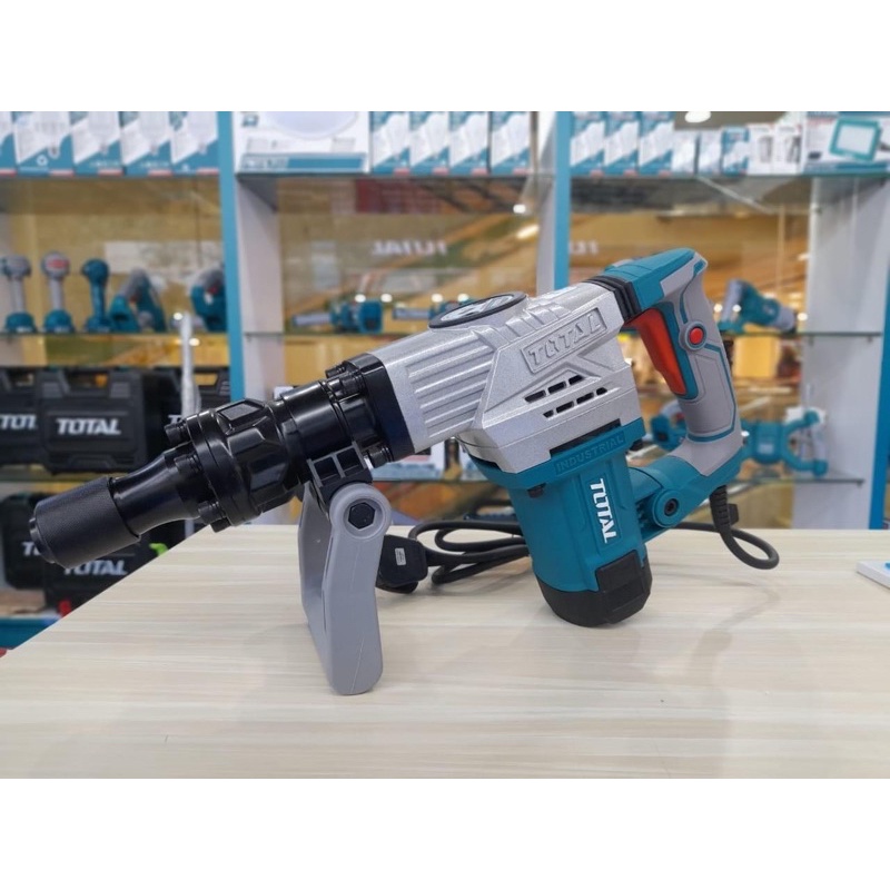 TOTAL MÁY ĐỤC BÊ TÔNG 1300W TH2130016