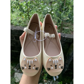 Giày xuất Gemo cho bé