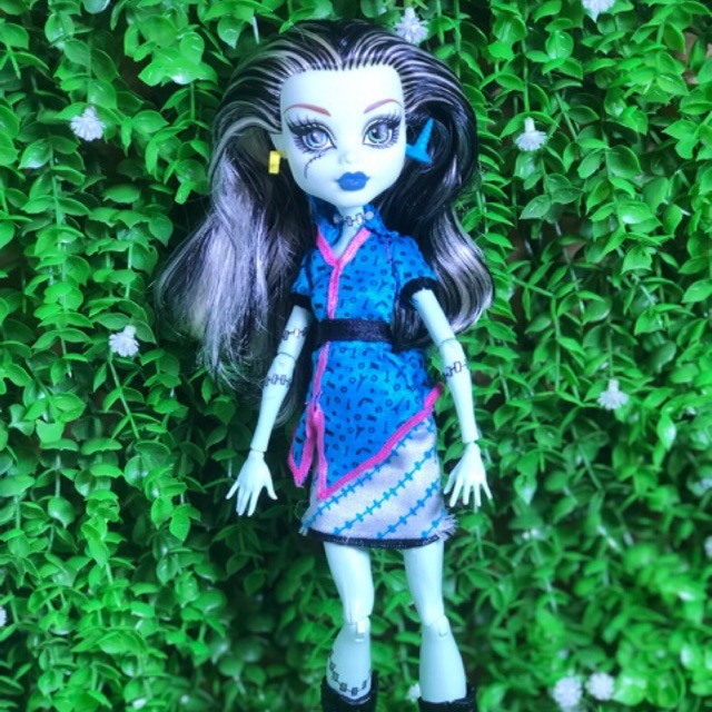 Búp bê monster high