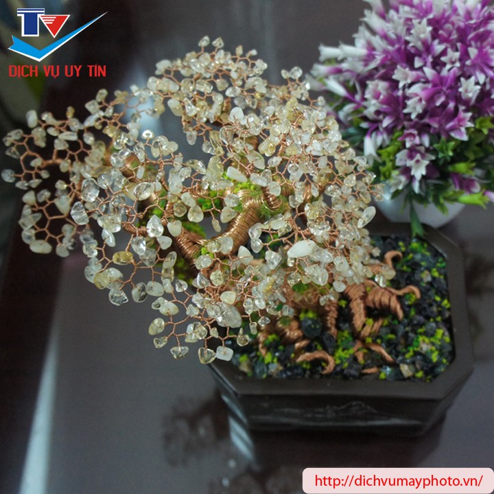 Cây cảnh mini để bàn bonsai thân dây đồng hoa lá thạch anh đá nhân tạo đa pha lê