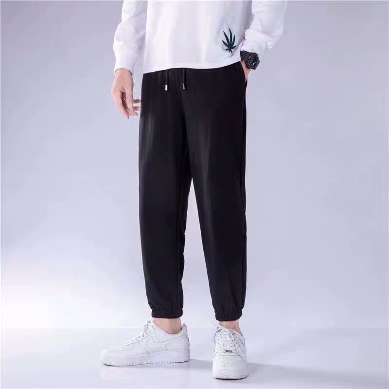Quần Jogger Ống Bo Chất Thun Da Cá Unisex Nam Nữ Phong Cách Hàn Quốc Ulzzang