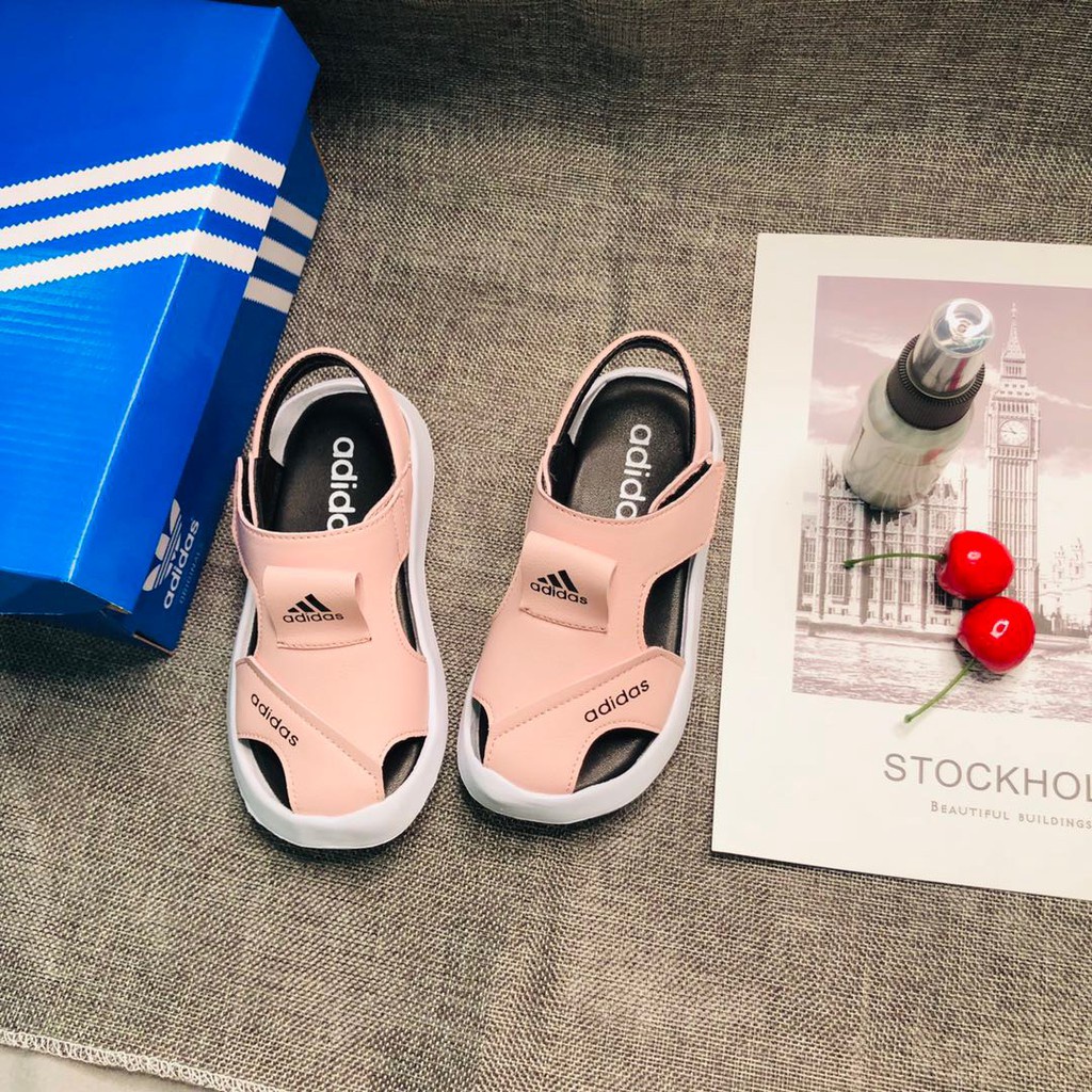 ADIDAS 187*hàng Có Sẵn * Sandal Mềm Mại Chống Trượt Chống Mài Mòn Dễ Phối Đồ Cho Bé Trai Và Bé Gái