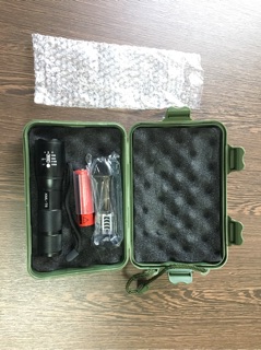 Đèn pin siêu sáng Police XML -T6 (Made in Japan)