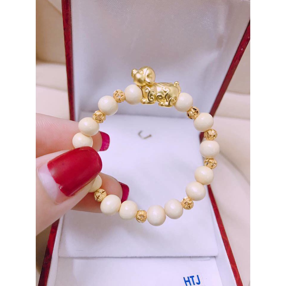 Vòng tay của Nữ