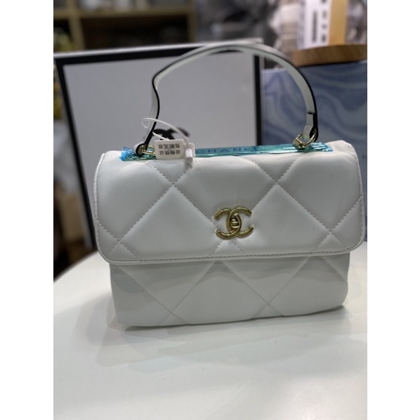 Túi Chanel trắng 2 ngăn da bóng mềm