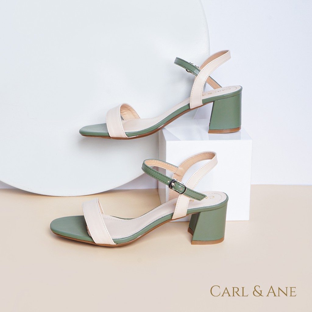 Carl &amp; Ane - Giày sandal mũi vuông cao 5cm màu kem phối xanh rêu _ CS004