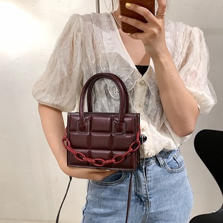 Túi đeo chéo thời trang nữ cá tính