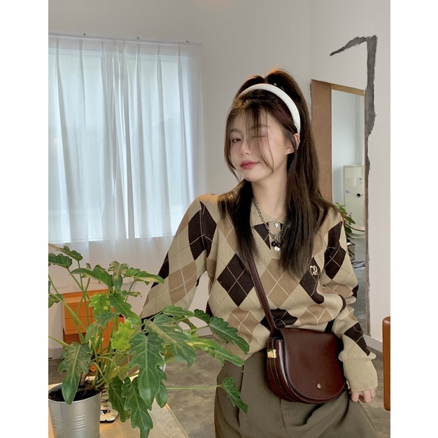 Áo len polo kẻ dáng lửng AL18