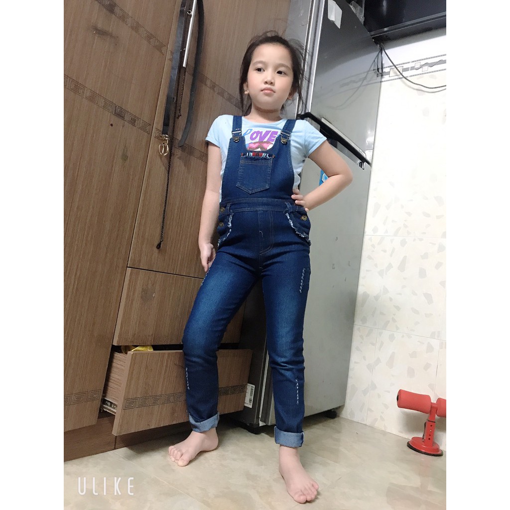 Yếm jean quần dài bé gái size cực đại diện Noel và Tết