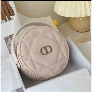 túi Dior siêu xinh