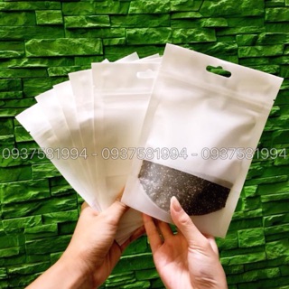 Túi zipper trắng sữa cao cấp (túi zipper đáy đứng)