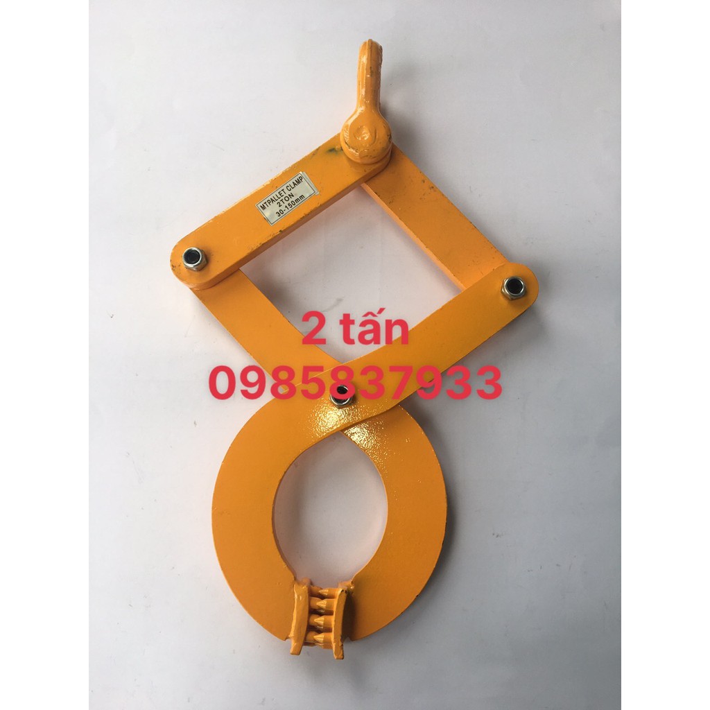 Kẹp pallet 2 tấn tiêu chuẩn Nhật bản độ bền cao chất lượng hàng đầu thế giới